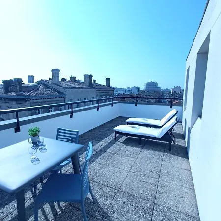 Victoria Garden Centre Apartmanhotel 3*