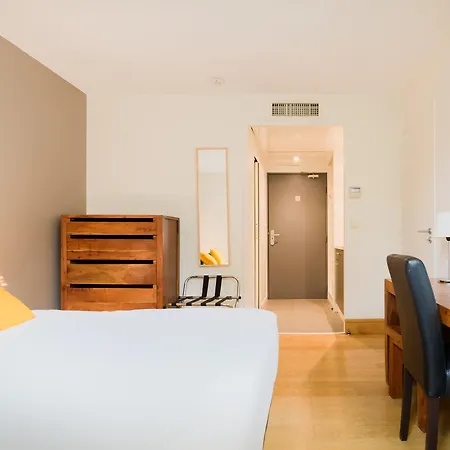 Victoria Garden Centre Apartmanhotel 3*