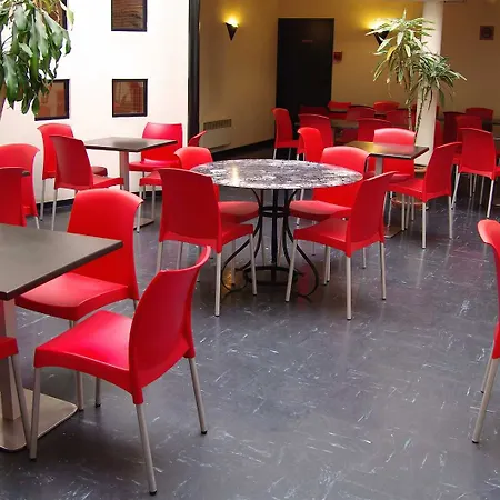 Apartmanhotel Victoria Garden Centre 3*